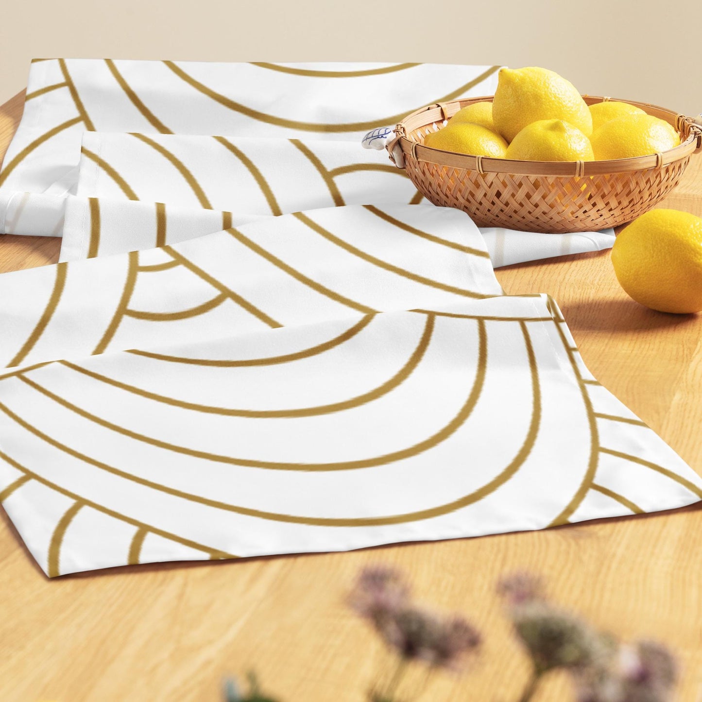 Chemin de table imprimé déco moderne - tissu résistant lavable - accessoire élégant pour table salle à manger ou buffet - décoration maison