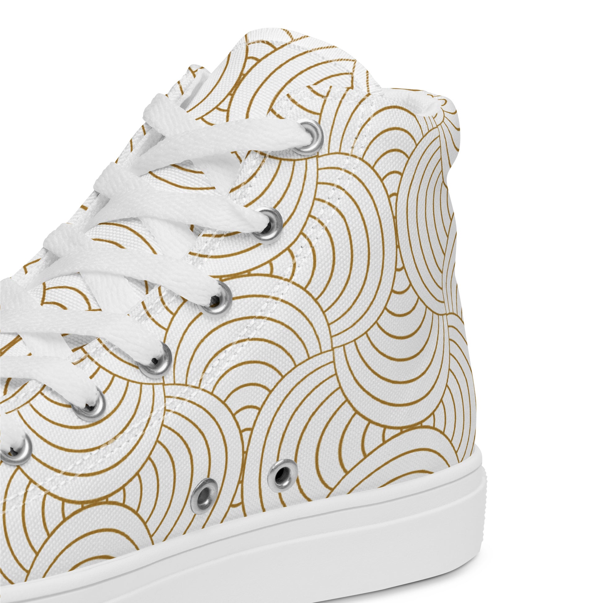 Baskets hautes femme - blanc et or – gros plan matières et coutures, minimaliste