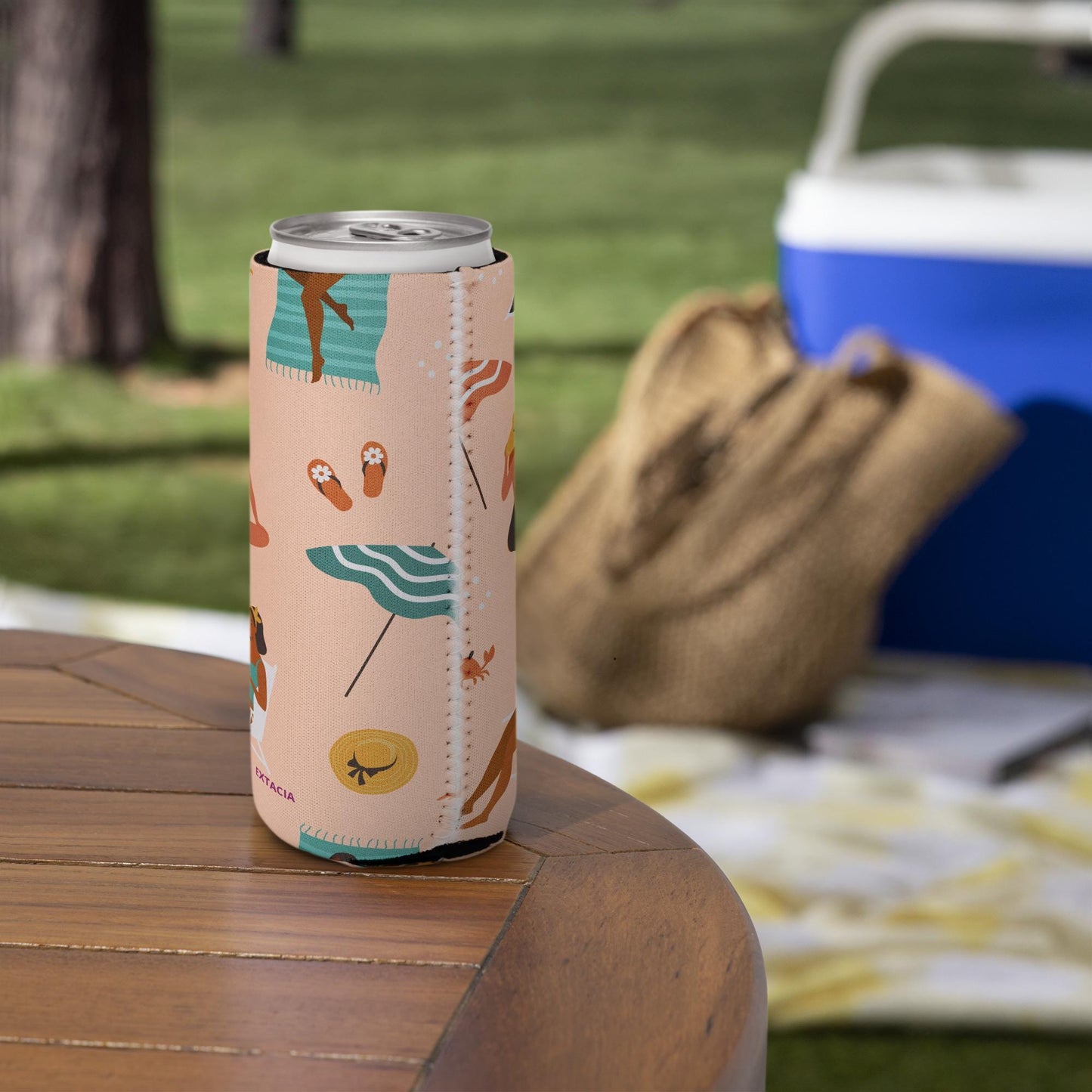 Housse Isotherme, Manchon Refroidisseur - Boisson Bouteille canette, anti-condensation réutilisable -Design Silhouettes Femmes Plage été