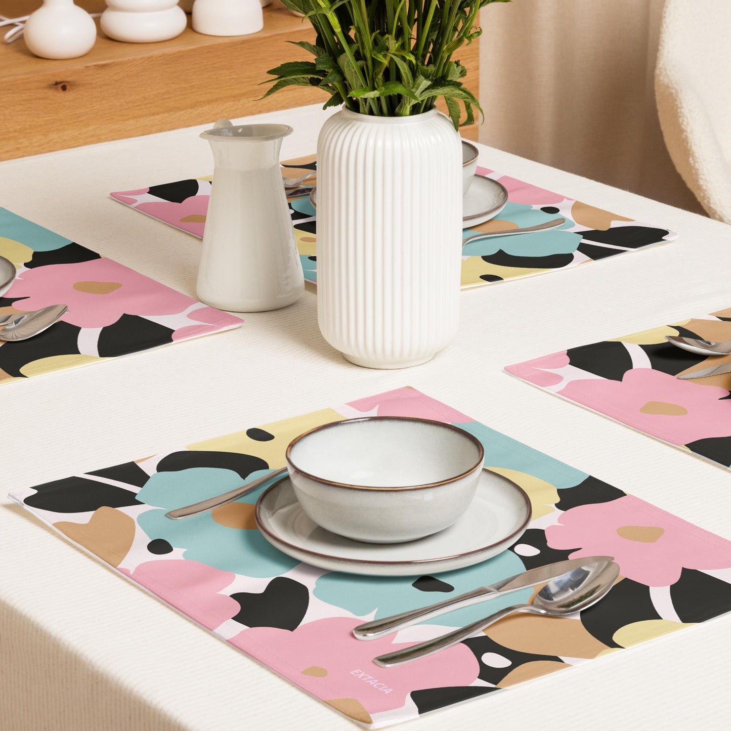 Ensemble de 4 Sets de Table – Lot de 4, Design, Élégants et Résistants - Décoration de Table et Protection, art de la table, cuisine moderne