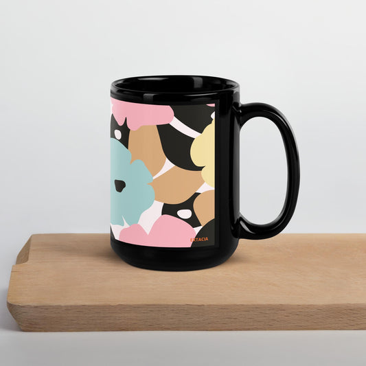 Mug noir intérieur coloré 15 oz – fleuri, pastel nature minimaliste – vue de face, céramique élégante, intérieur