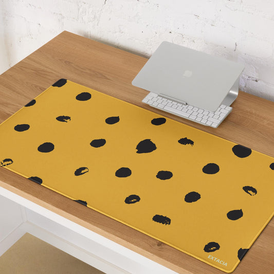 Tapis de souris gaming – Jaune & Noir tacheté – Imprimé Animal Minimaliste  – grand format vue de face