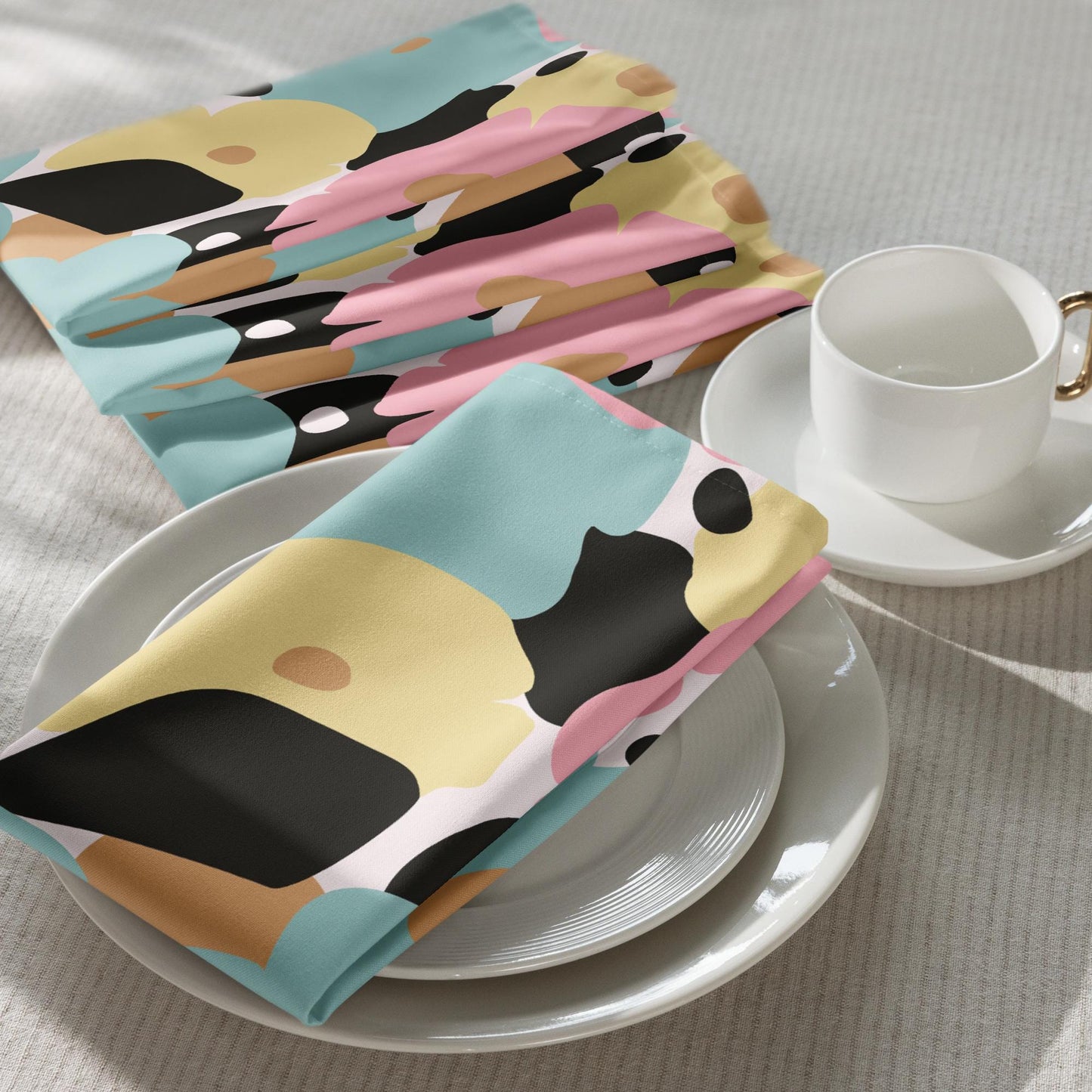 Lot de 4 Serviettes de Table en Tissu – Carrées, Lavables en Machine, Résistantes et Réutilisables - Design, Élégants, Décoration de Table