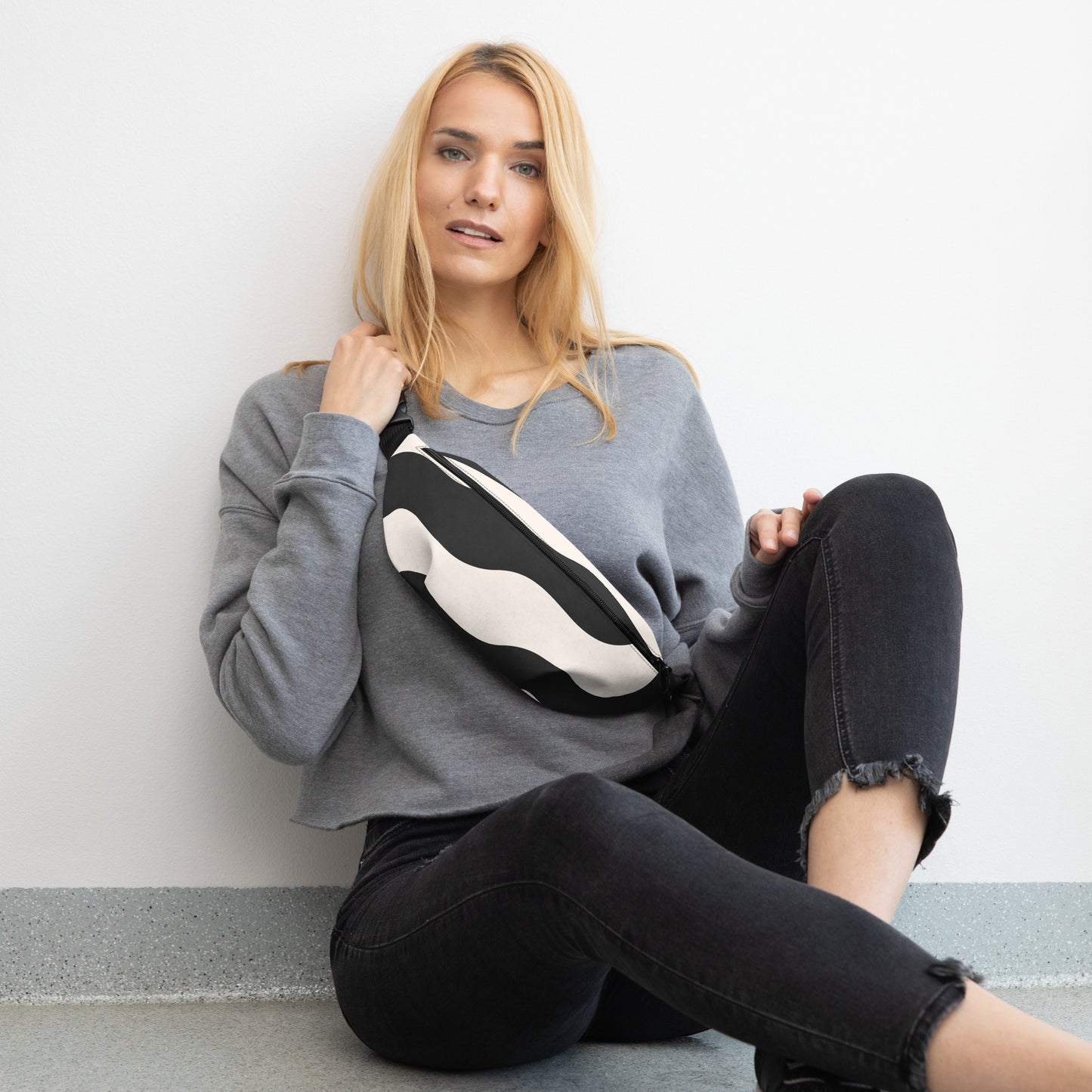 Sac banane minimaliste – Beige & Noir – Sacoche unisexe – Accessoire léger – Graphique