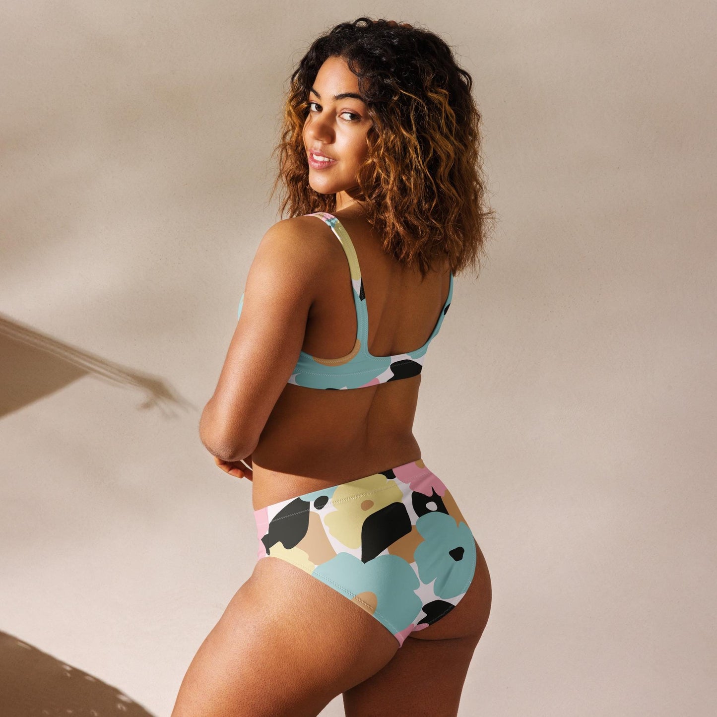 Bikini pour Femme – Maillot de Bain Deux Pièces Éco-Responsable en Polyester Recyclé – Haut + Bas taille haute - Design Minimaliste Fleuri