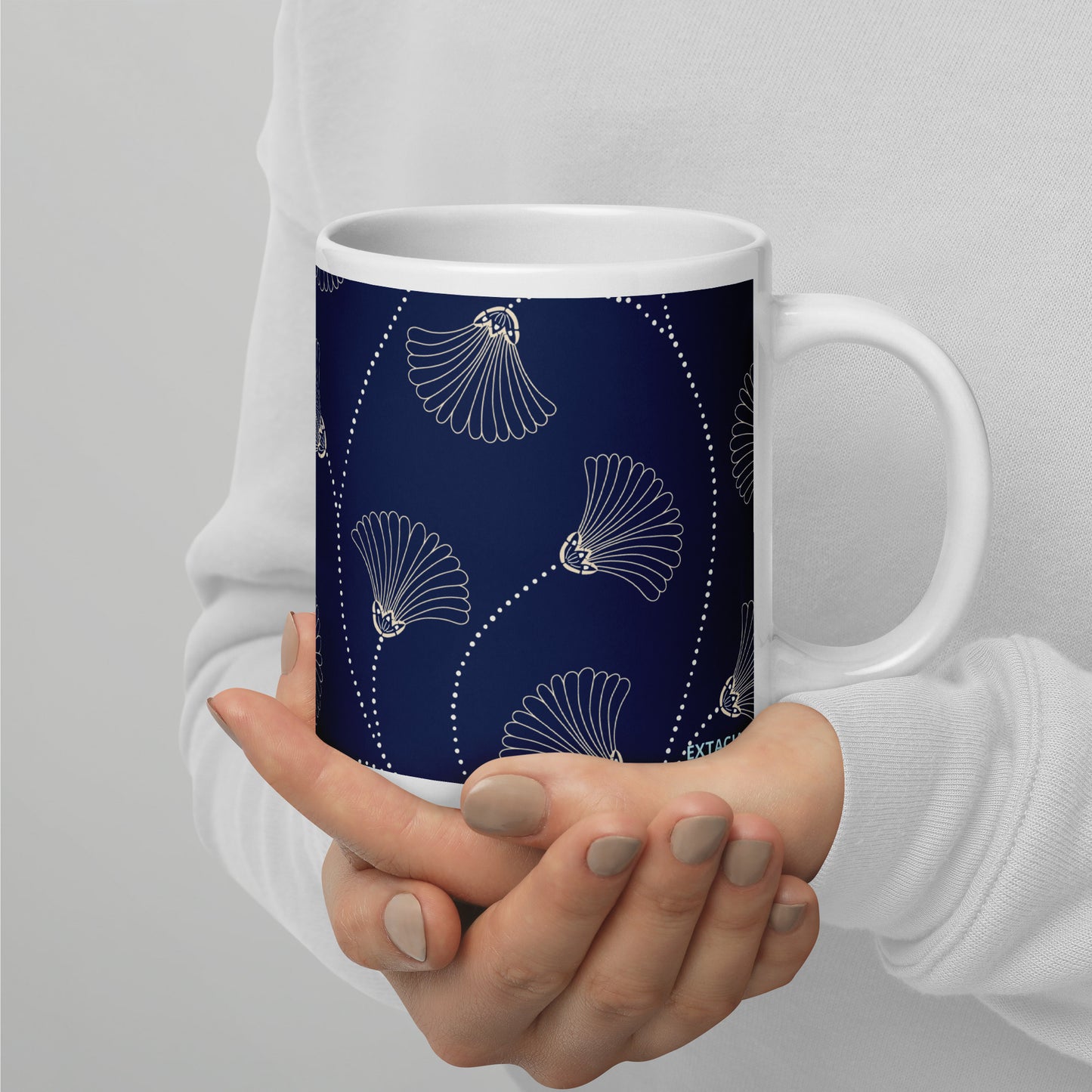 Mug en céramique – Bleu Fleuri – Formats 11, 15, 20 oz, design élégant pour bureau & cuisine - Minimaliste